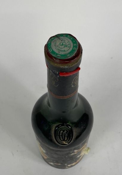 null 1 bouteille Ets. Cordier 1972 Etiquette en lambeaux millesime lisible, niveau...