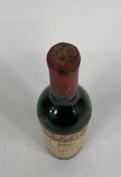 null 1 bouteille Ch. Mouton Rothschild 1968 niveau Bas ,etiquette et capsule abî...