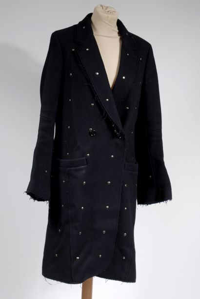 null ZADIG VOLTAIRE DELUXE 

Long coat in navy blue wool and silver metal rivets.

T....