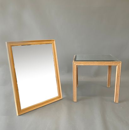 null Ensemble bout de canapé en bois lasuré plateau miroir et deux miroirs modernes

En...