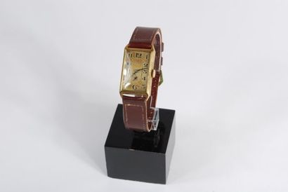 null FLEURUS Geneva 

Rectangular 18K yellow gold watch, case 750/00

Gross weight...
