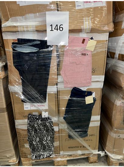 null Jeans et pantalons marque For all 7 Mantinol 



Quantité : 679