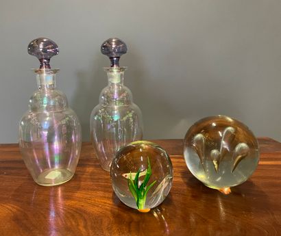 null Set including two sulphides and two iridescent glass bottles