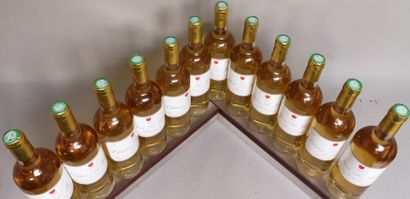  12 bouteilles Château Les JUSTICES - Sauternes 2015 
Etiquettes légèrement marquées....