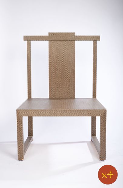 null Quatre chaises d'inspiration asiatique en bois mélaminé beige à motifs zébrés

90...