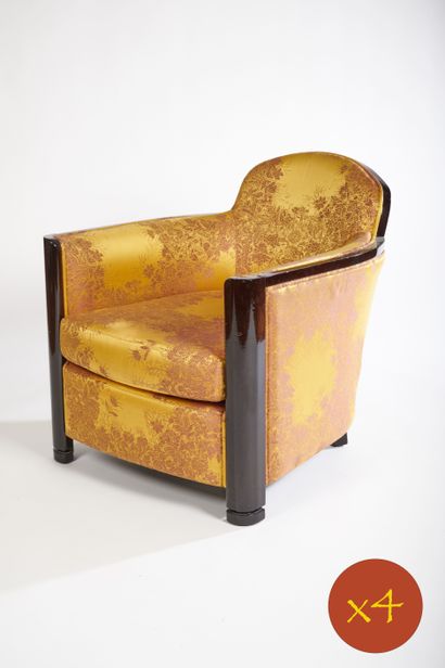 null Quatre fauteuils de style Art Déco en bois de placage laqué marron

Garniture...