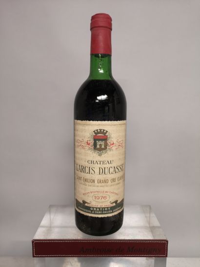 null 1 bouteille Château LARCIS DUCASSE - Saint Emilion Grand cru 1976 

Etiquette...