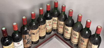 null 12 bouteilles BORDEAUX DIVERS A VENDRE EN L'ETAT

1 Ch. COUFRAN 1985 - Haut...