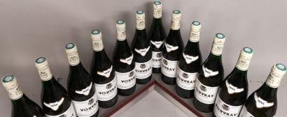 null 12 bouteilles VOUVRAY "Le Petit Monaco" - R. BIENVENU 1990 

Etiquettes légèrement...