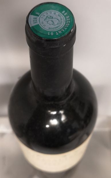 null 1 bouteille RIVESALTES "Cuvée Marcel Grives" - Domaine Ste. CROIX 1947 

Etiquette...