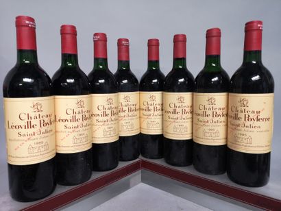 null 8 bouteilles CHÂTEAU LÉOVILLE POYFERRÉ - 2e Gcc Saint-Julien 1985 

Etiquettes...