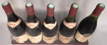 null 5 bouteilles BOURGOGNE DIVERS

3 ALOXE CORTON 1983 et 1 LADOIX 1983 Prin Père...