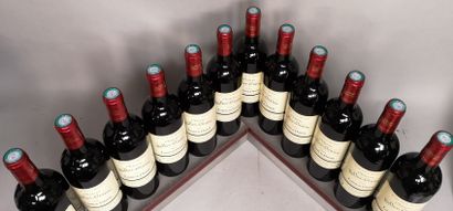 null 12 bouteilles Château BELLEGRAVE - Pomerol 2005