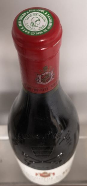 null 1 bouteille CHATEAUNEUF DU PAPE - Domaine de BEAURENARD 1989 

Etiquette légèrement...