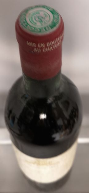 null 1 bouteille Château PIBRAN - Pauillac 1966

Etiquette légèrement tachée et abîmée....
