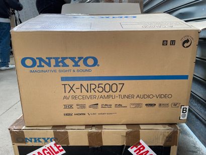 null * ONKYO 

Ampli tuner audio video TX NR 5007 dans son carton