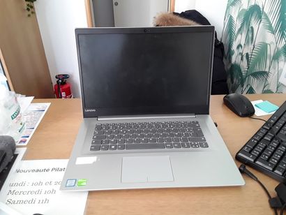 null Ordinateur portable LENOVO ideapad 320S-15IKB

Core i5 8th Gen