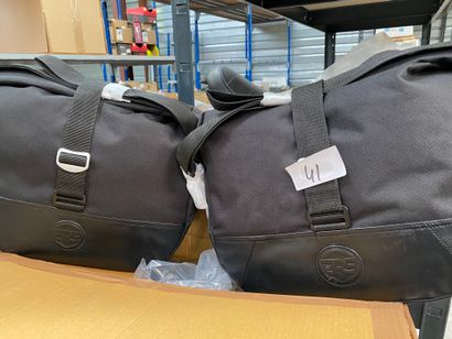 null ROYAL ENFIELD : paire de sacoches souple pour twin 650 (sans emballage)