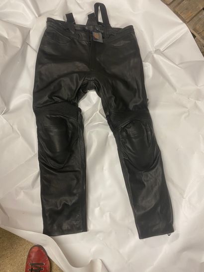 null Pantalon cuir IXS taille 56 (399€)