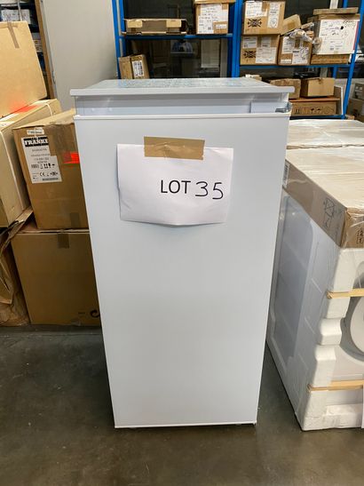 null * SCHNEIDER

Réfrigérateur intégrable SCRL122EA2