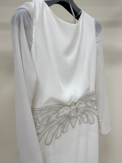 null * Robe de mariée ROSA CLARA COUTURE modèle PAISAJE

Taille : 40

Prix de vente...