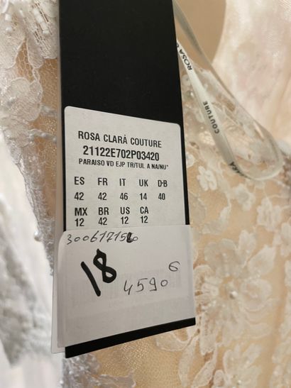 null * Robe de mariée ROSA CLARA COUTURE modèle PARAISO

Taille : 42

Prix de vente...