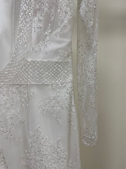 null * Robe de mariée ROSA CLARA SOFT modèle WINNIE

Taille : 44

Prix de vente :...
