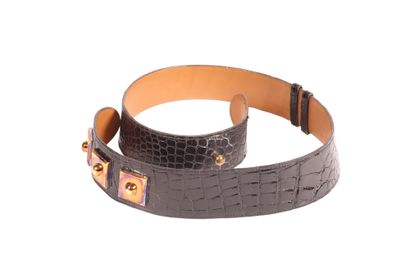 null * HERMES PARIS

Circa 1960 - 1970

Ceinture en crocodile d'estuaire lustré noir...