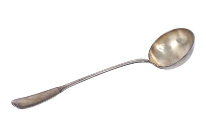 null Silver lot including: 

- Ladle, model with a filet figured on the spatula,...