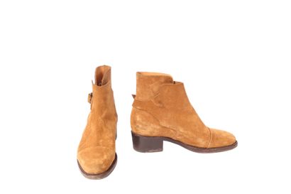 null JM Weston 

Pair of buckle Jodhpur boots in camel suede 

Size 5,5 D 

Worn...