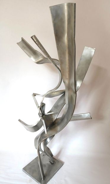 null Albert FERAUD (1921-2008)

Tree

Stainless steel, signed on the base 

H. 102...