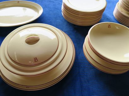 null ROUARD PARIS for VILLEROY BOCH 

Part of a table service in beige ceramic and...