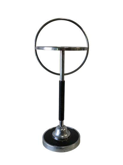 null Czechoslovakian work, 1950s

Pedestal table with chrome-plated metal and black...