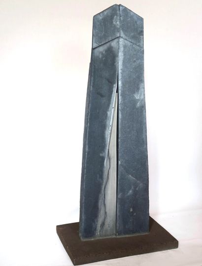 null Jean-Jacques ARGEYROLLES (born in 1954)

Totem

Slate on metal base

H. 76 cm...
