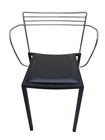 null Pascal MOURGUE (1943-2014) for FERMOB

Armchair, Piccolo model, in black metal...