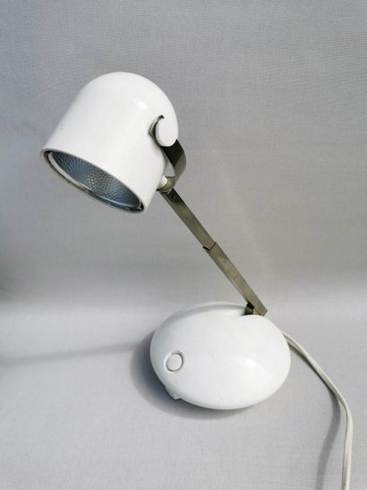 null Eichhoff WERKE, made in Germany

Three telescopic halogen desk lamps in white...