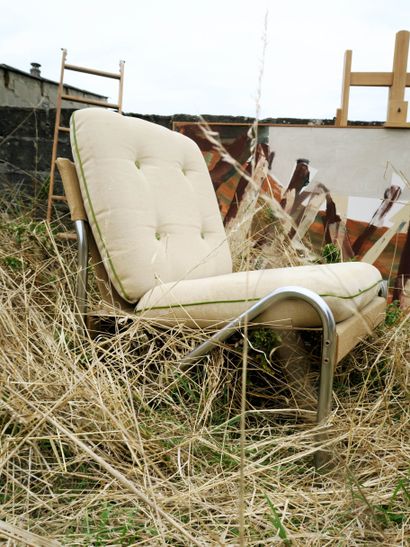 null Scandinavian work, 1970s

Suite of three lounge-chairs

Chromed metal tubular...