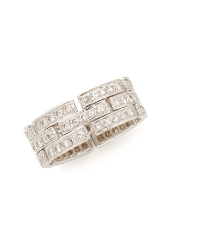 null Bague bandeau en or blanc 18K 750/000 et pavage de brillants
Poids brut : 7,6...