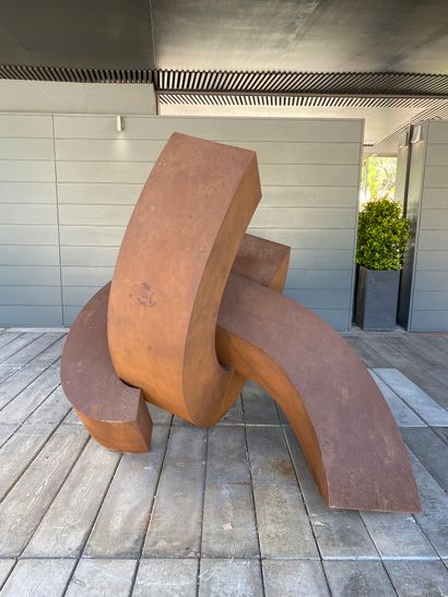 null Antoine LECLERCQ (Born in 1983)
Stay
Monumental sculpture in steel, signed and...