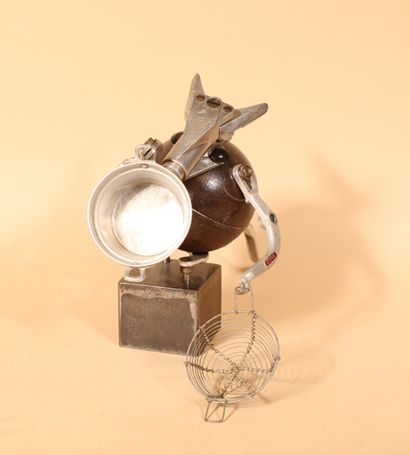 null Marc Solari (XX-XXIe siècle)
Ratatouille
Sculpture, réemploi d'objets divers
Signé...