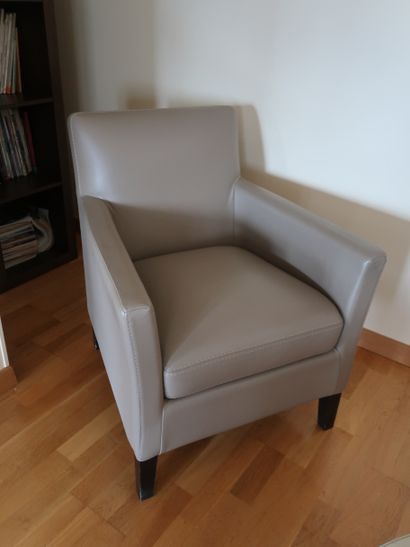 null 6 fauteuils cuir gris DUVIVIER CANAPES
83 x 62 x 90 cm