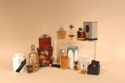 null Lot de miniatures et de parfums : 
- Yves SAINT-LAURENT, 1976 - Flacon de parfum...
