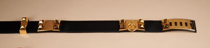 null HERMES Paris (1993) 
Médor" belt in black box, gold-plated metal trim (T 75...
