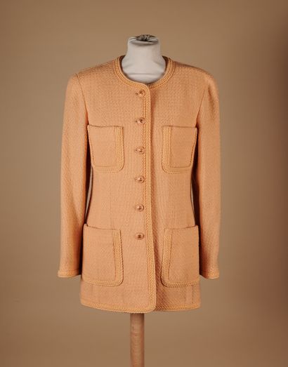 null CHANEL Boutique début 1990 
Veste en laine tissée abricot, quatre poches plaquées,...