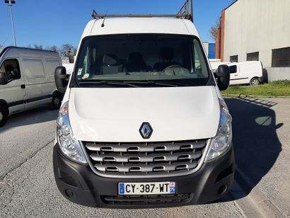 null CTTE RENAULT MASTER FOURGON 
Carburant : GO 
Puissance Administrative : 8 CV...