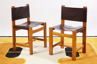 Maison REGAIN 
Paire de chaises en bois naturel,...