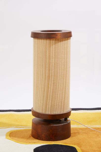 null Cylindrical lamp in natural wood, glass and beige fabric
Work from the 50's
H....