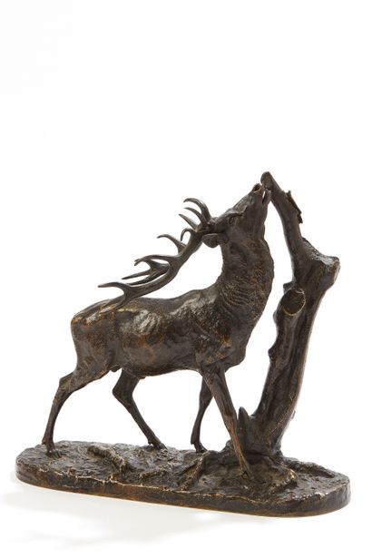  D’après Pierre-Jules MENE (1810-1879)
Cerf
Epreuve en bronze à patine brune 
Signée... Gazette Drouot