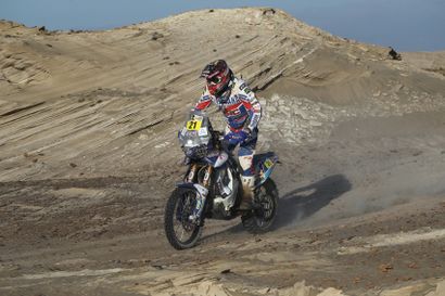 null DAKAR PERU-ARGENTINA-CHILE
Veste FirstRacing
Yamaha - Team YRC - Pinet Avocat
Pilote...