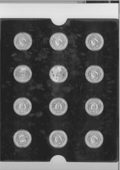 null Set of silver coins comprising : 

- The Euros of the Regions. 24 10 Euros silver...